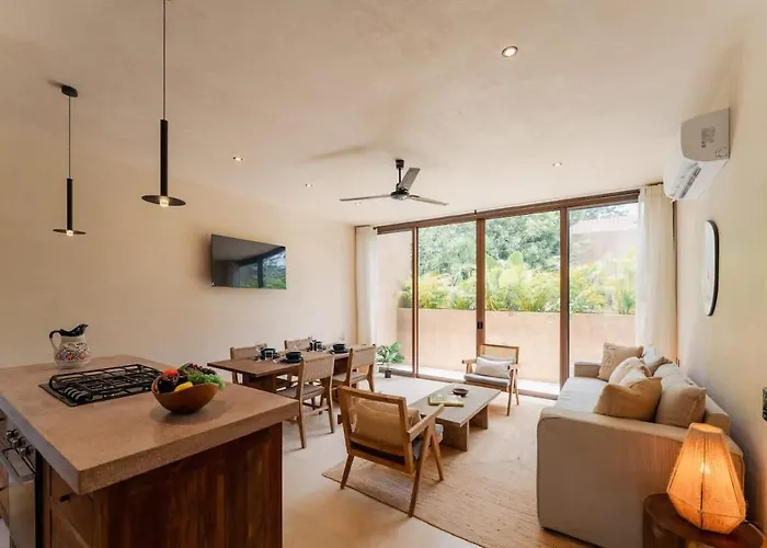 Stylish 2br Jungle Retreat With Plunge Pool & Rooftop Apartment