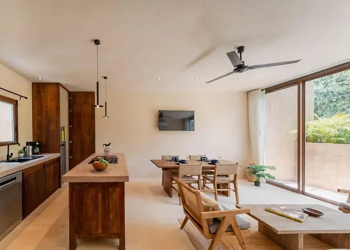 Stylish 2br Jungle Retreat With Plunge Pool & Rooftop *