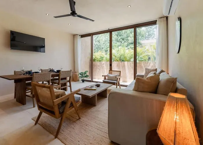 Apartment Stylish 2br Jungle Retreat With Plunge Pool & Rooftop